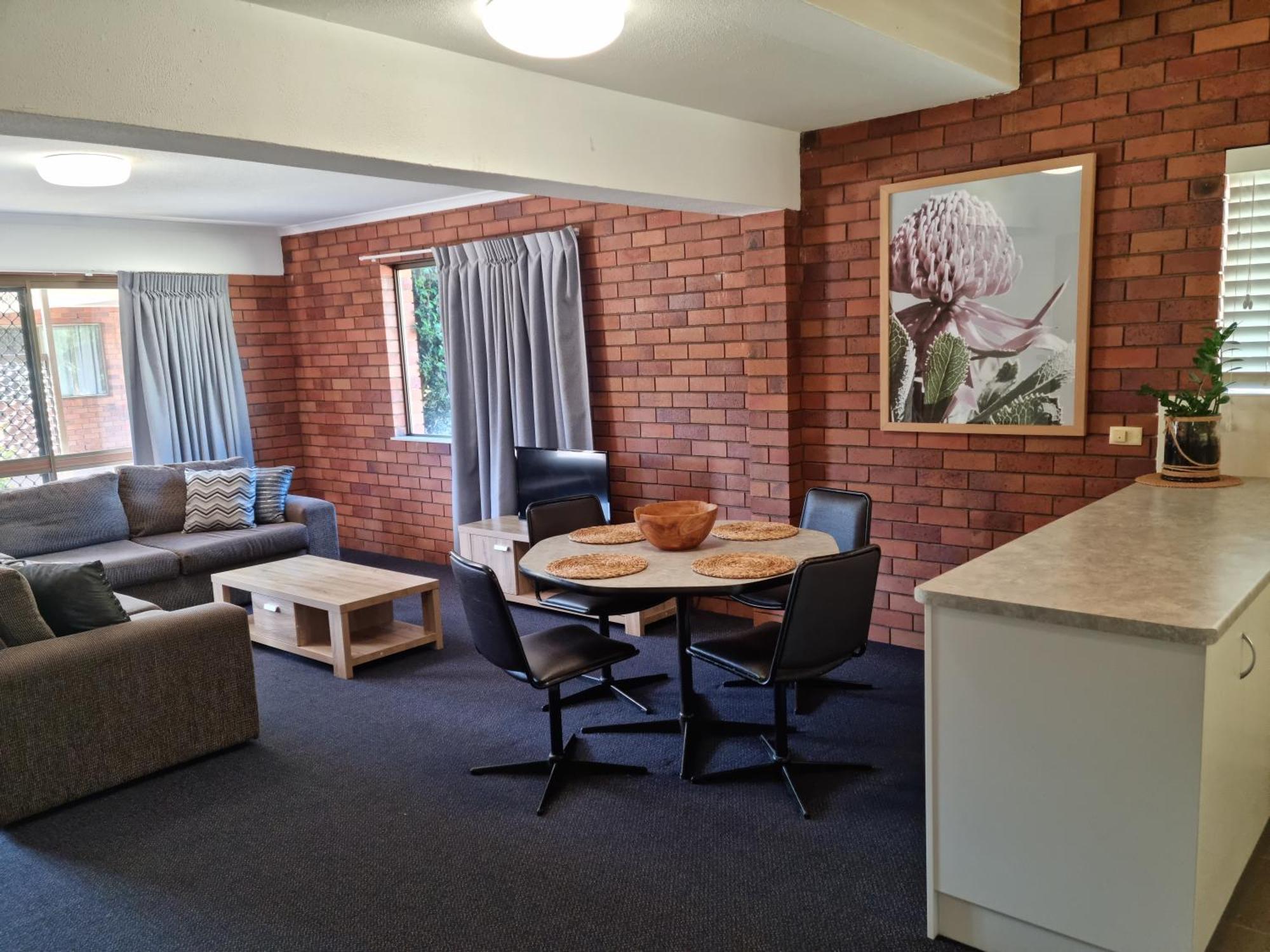 Whiteoaks Motel & Lodges Туумба Екстериор снимка
